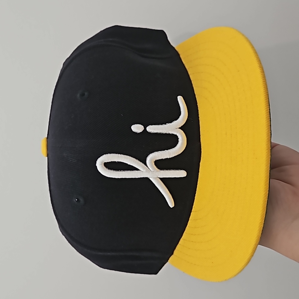 In4mation Fitted Hi Hat